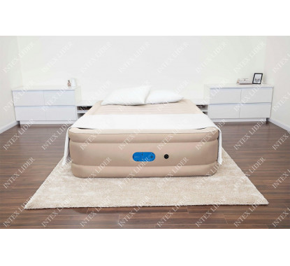 69054 Двухспальная кровать BestWay 152х203х51см+насос с автоподкачкой